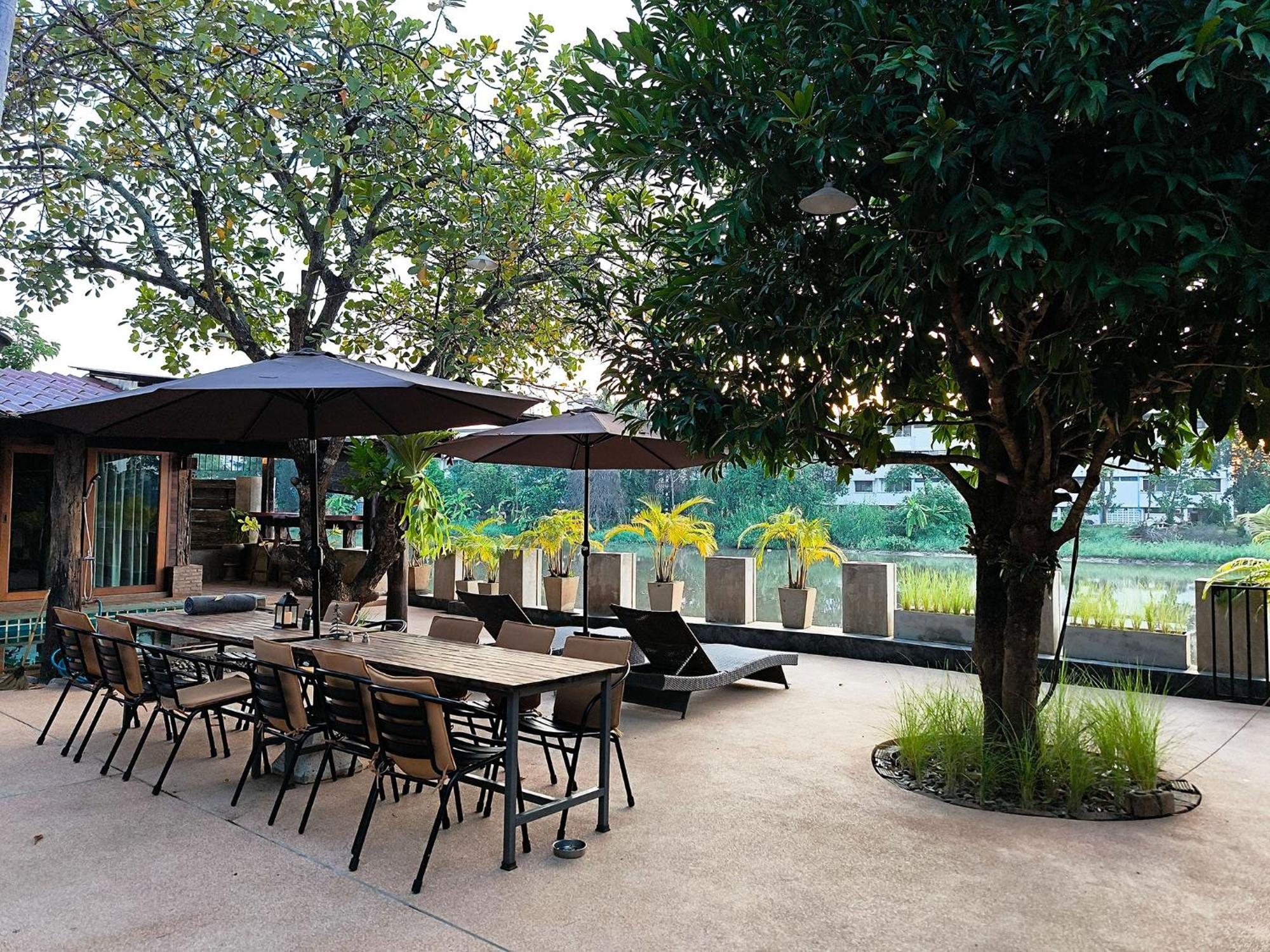 Tolani Riverside Villa Chiang Mai Extérieur photo