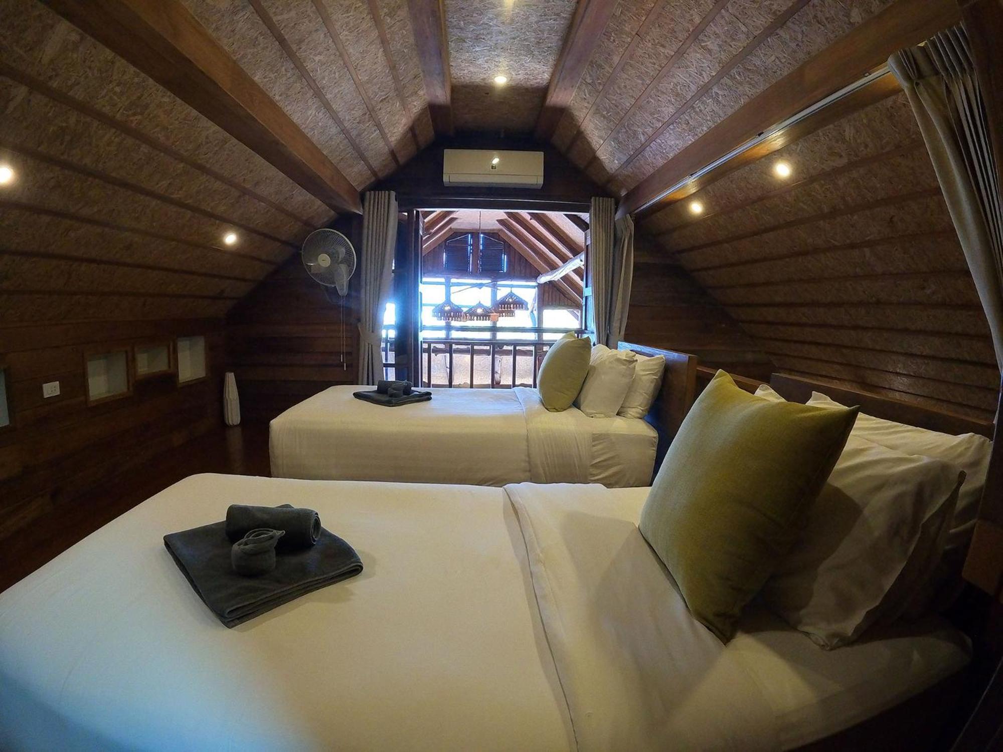 Tolani Riverside Villa Chiang Mai Extérieur photo